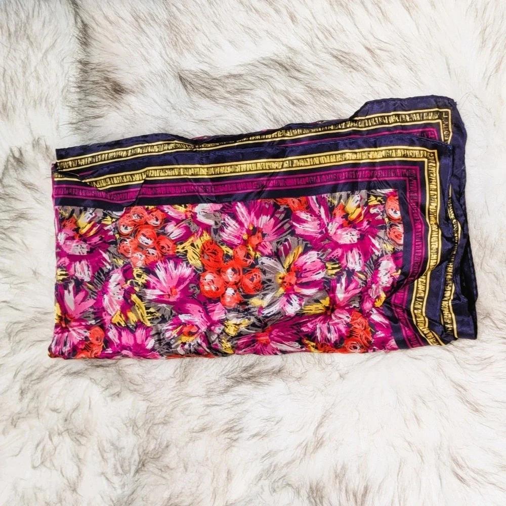 Acute Brand Scarf Vibrant Bold Abstract Floral Print Multifunctional 29